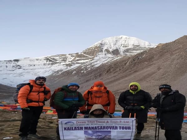 Saga Tibet Travel Guide: Altitude, Hotels (Luxury and Standard), Shopping Kailash Yatra Route