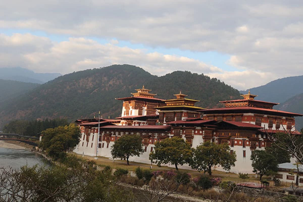 Bhutan Luxury Tour