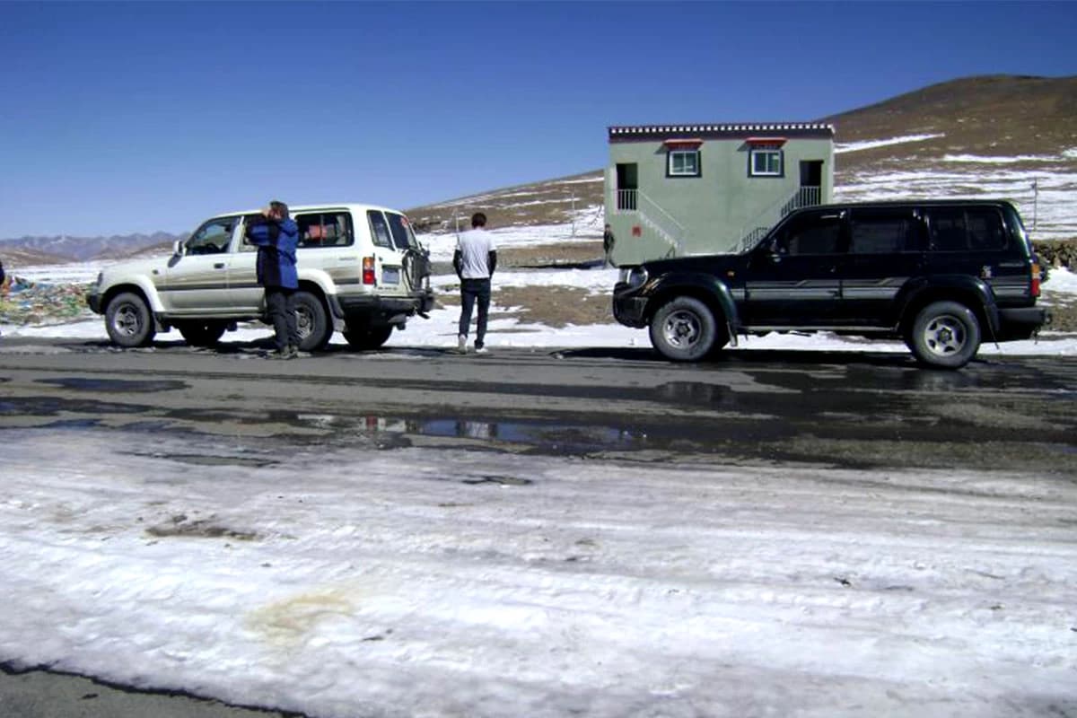 Lhasa to Kathmandu Overland Tour Via EBC