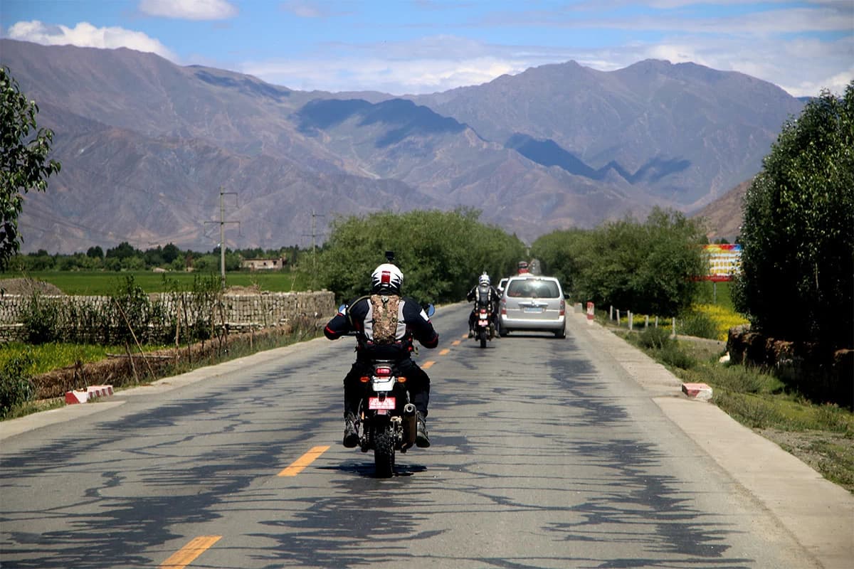 Kathmandu - Lhasa - Kathmandu Motor Biking via EBC