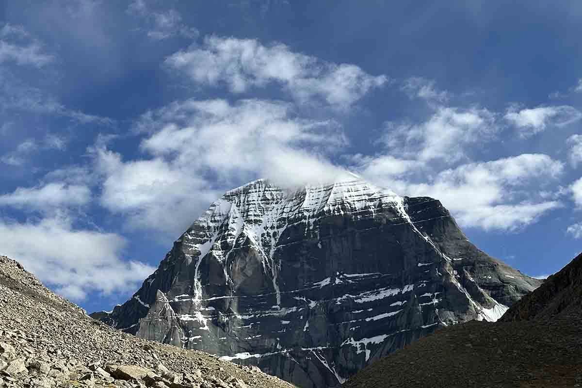 mt. Kailash Yatra by Helicopter