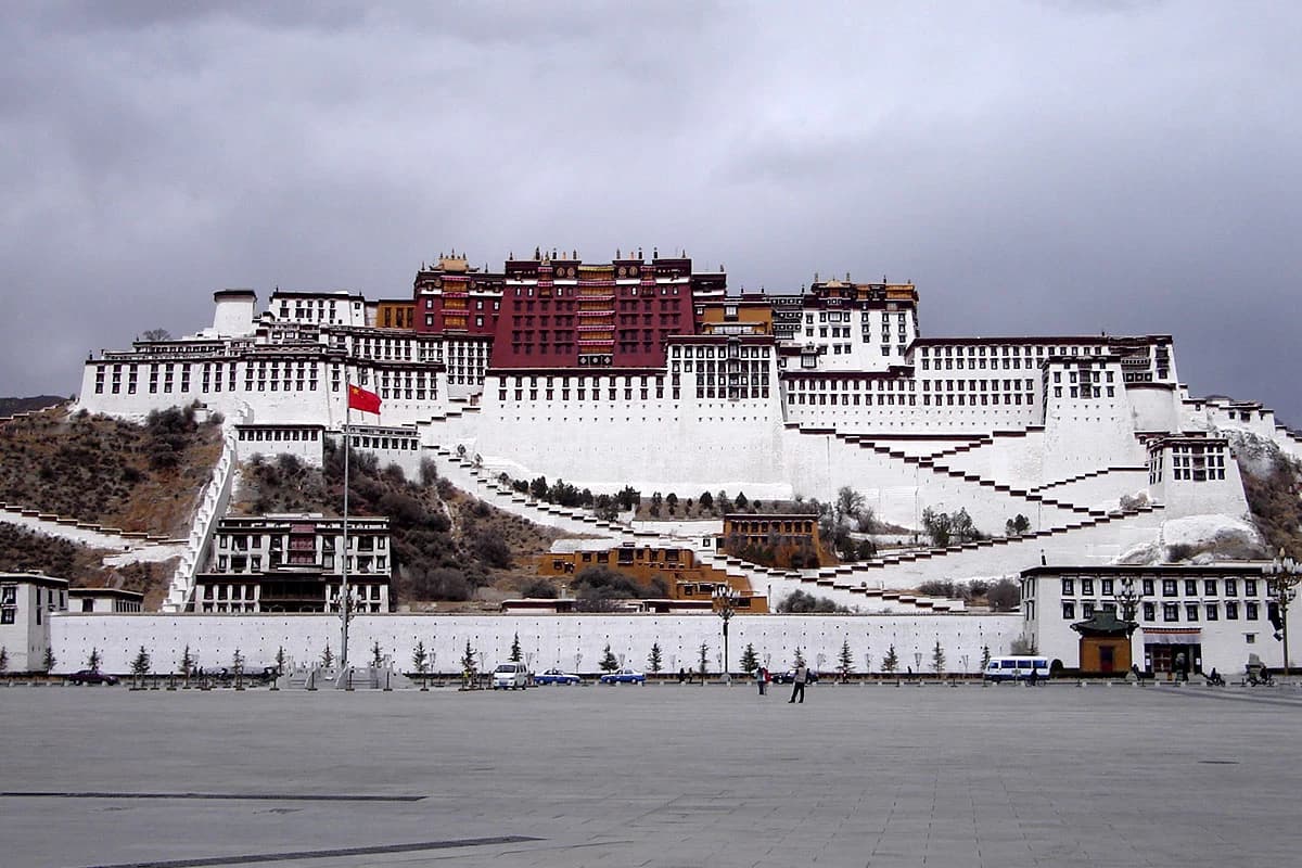 Windows of Tibet Tour