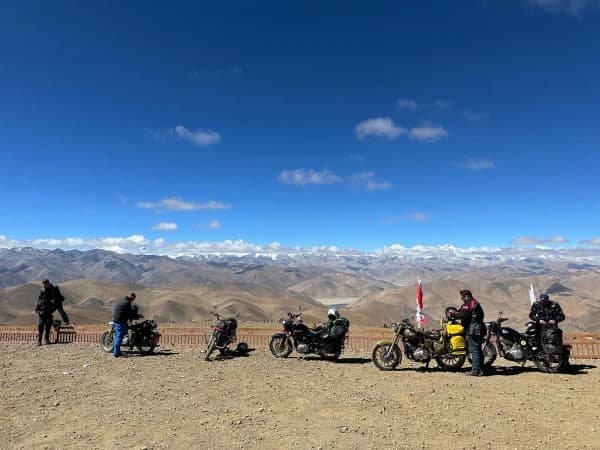 Tibt Motorbike Tour Yamdrok Lake Turquoise